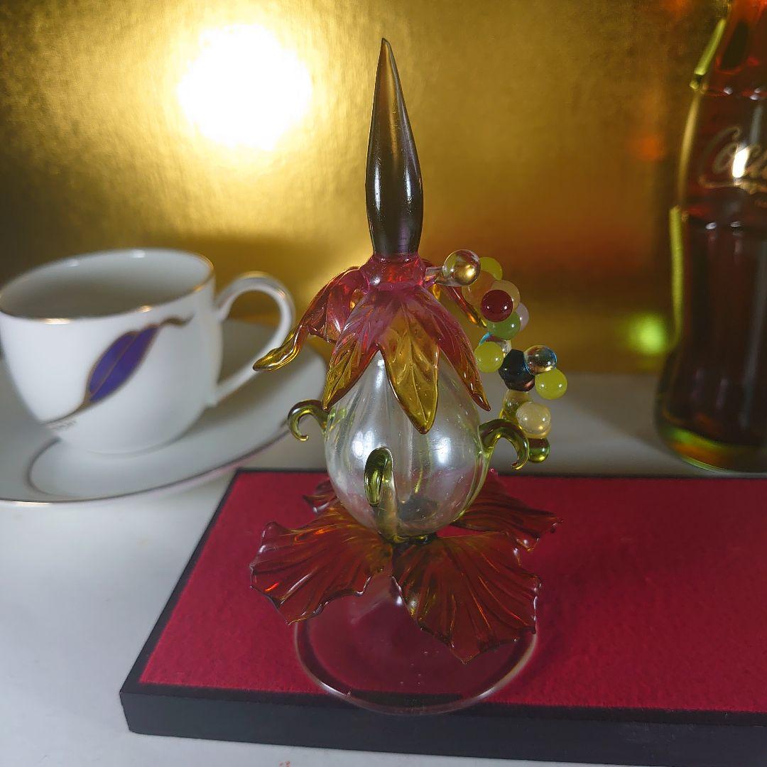ガラス工芸品　香水瓶　木の実