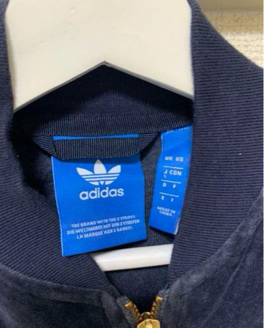 adidas アディダス　ネイビー ジャージ VELOUR SST 常田大希着用
