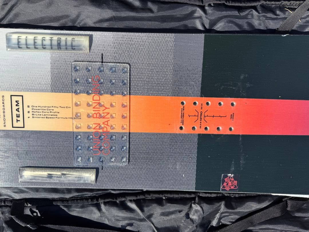 ナイトロスノーボード　チーム152 23-24モデル ゴマ味噌
