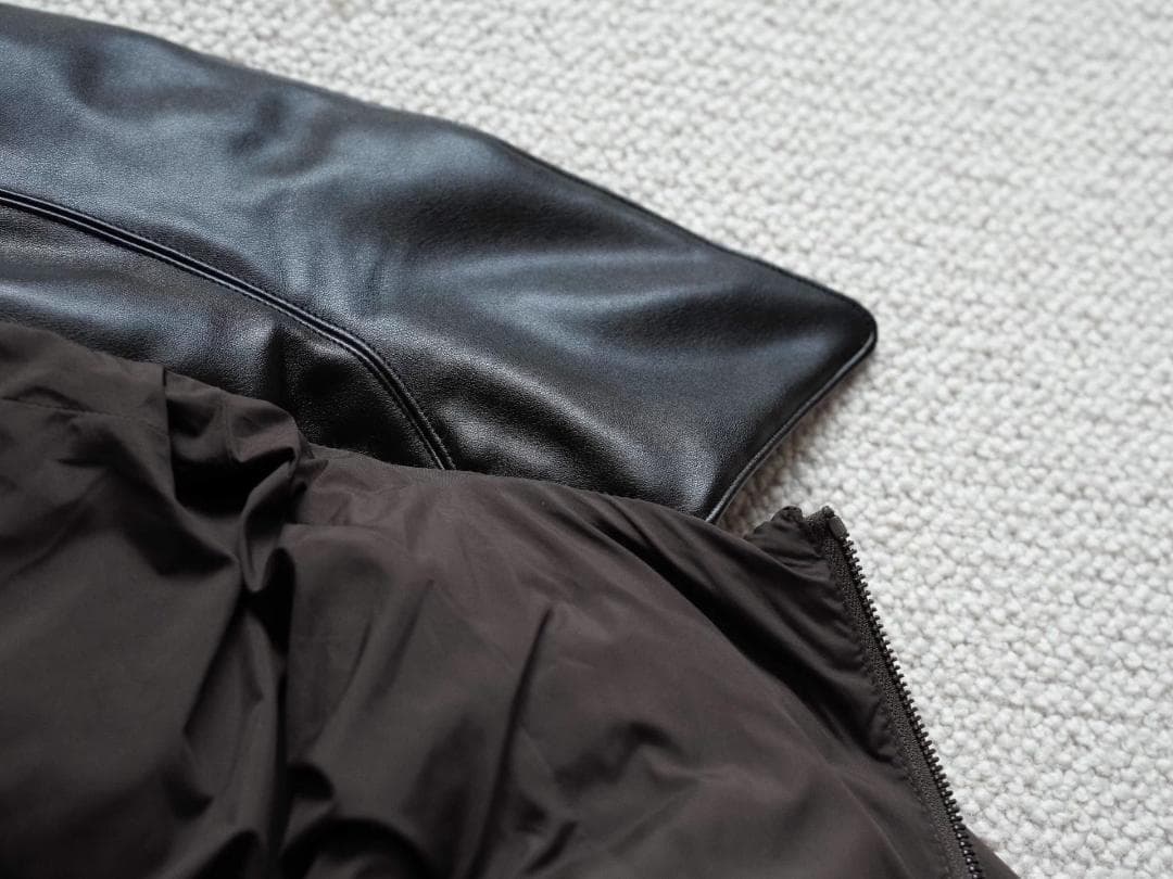 MIU MIUオーバーサイズ ダウンジャケット ブラウン