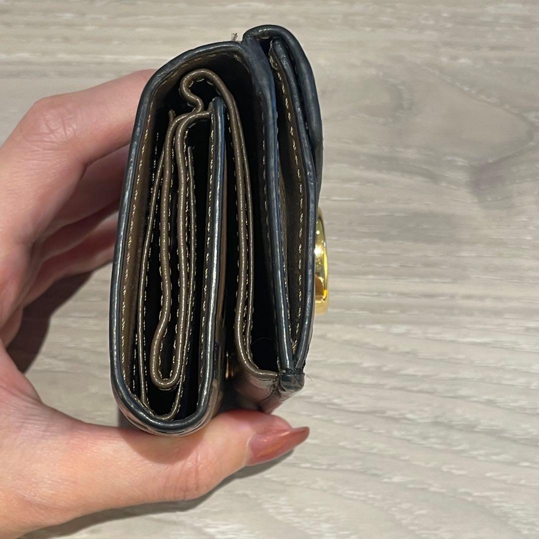 フェンディ マイクロ トリフォールド ウォレット ブラウン 折り財布 ズッカ柄