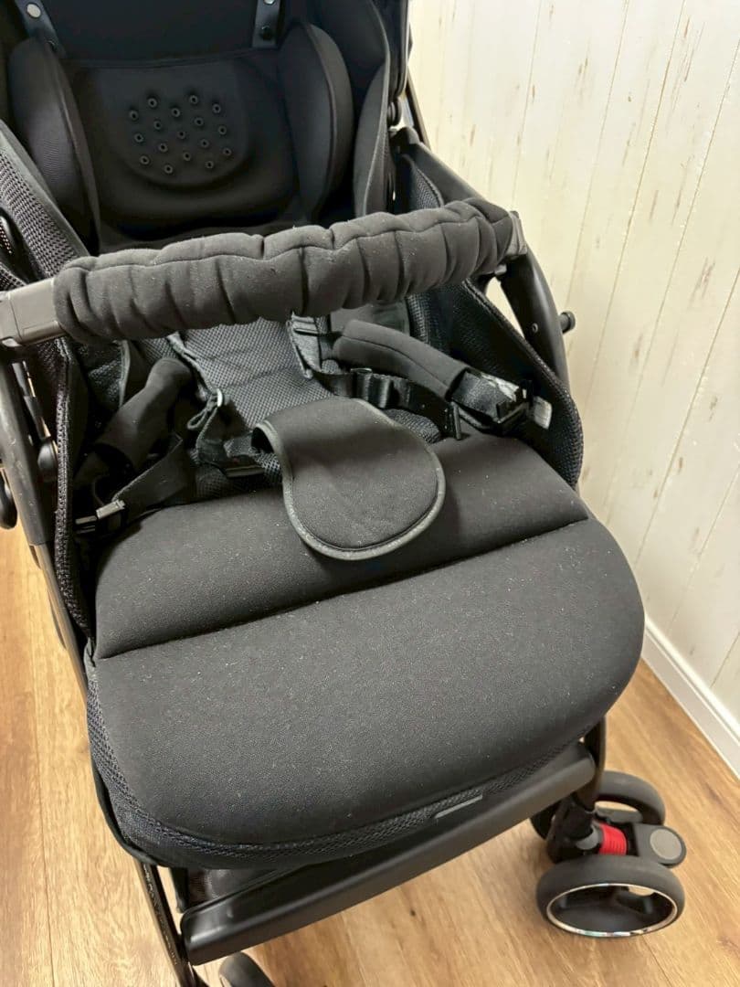 アップリカ オプティア プレミアム 高級モデルベビーカー　新生児から3歳頃向け