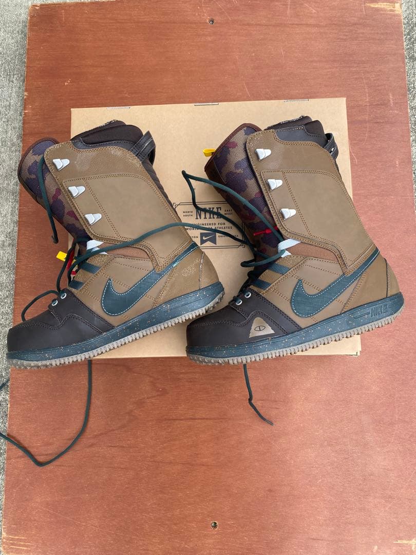 Nike Poler スノーボードブーツ ブラウン/カモフラージュ