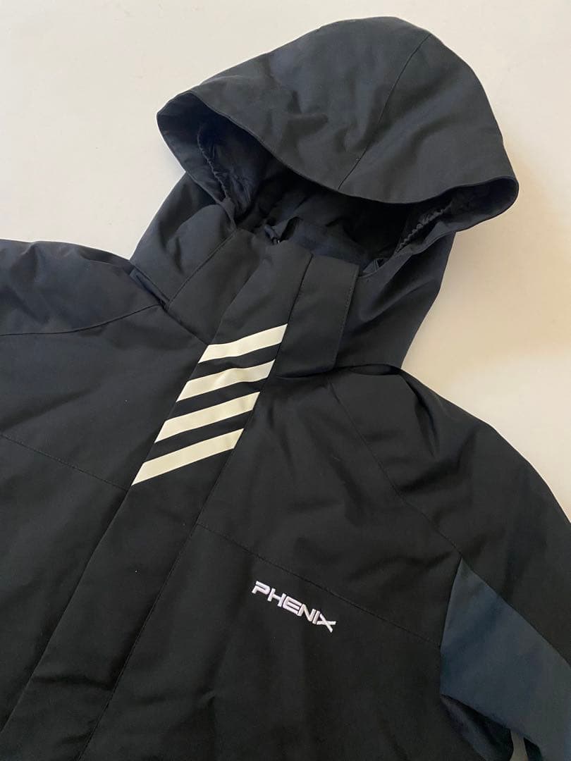３万円　phenixフェニックス　キッズ160/スキーウェア上下セット ブラック
