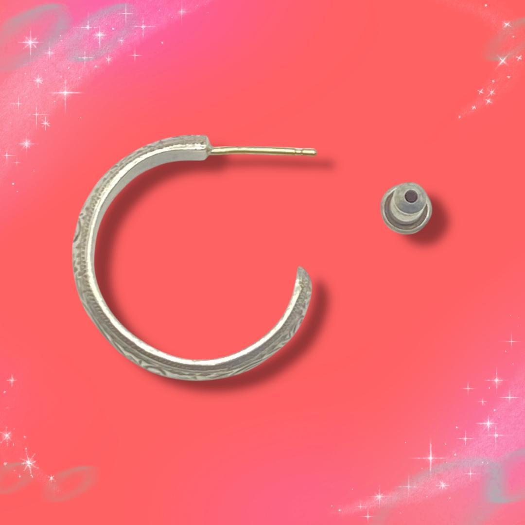 《美品》アンチドート　片耳ピアス　SV950　ポストK18　保存袋付き