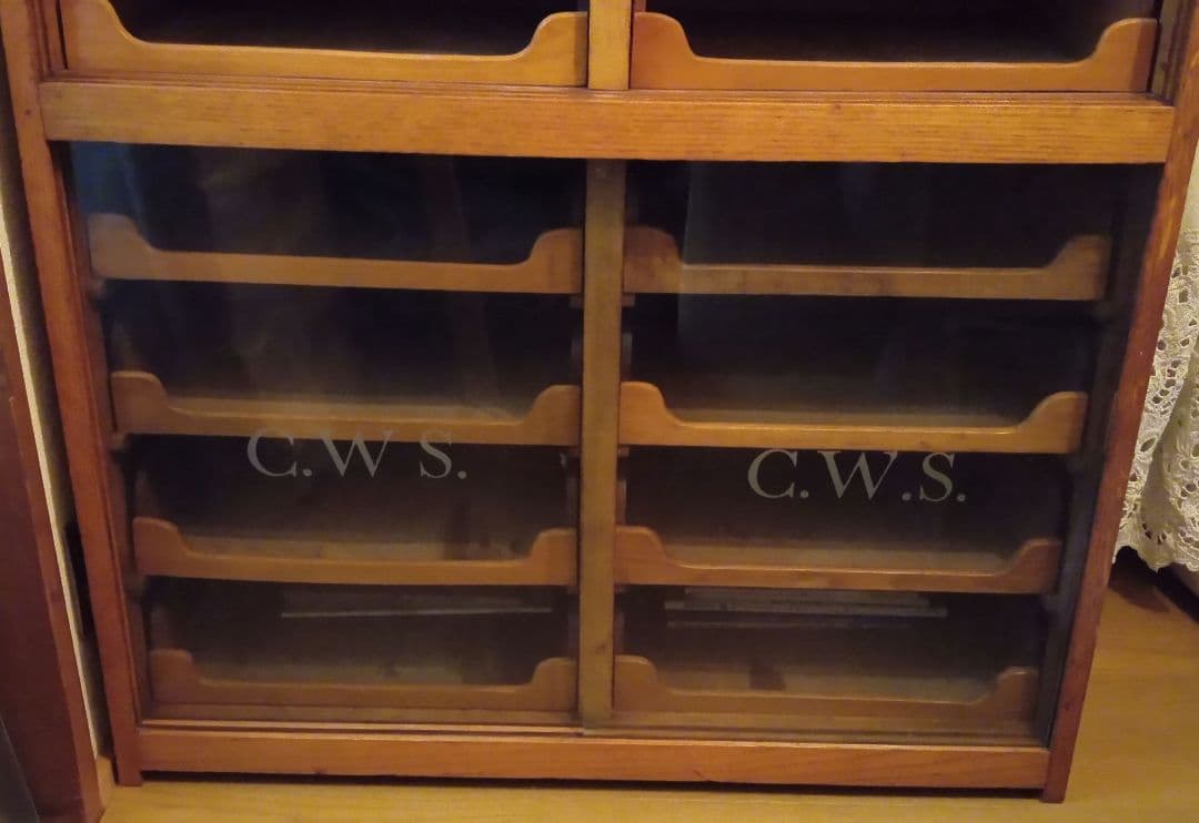 sale‼️ a20 アンティーク什器ディスプレイキャビネット