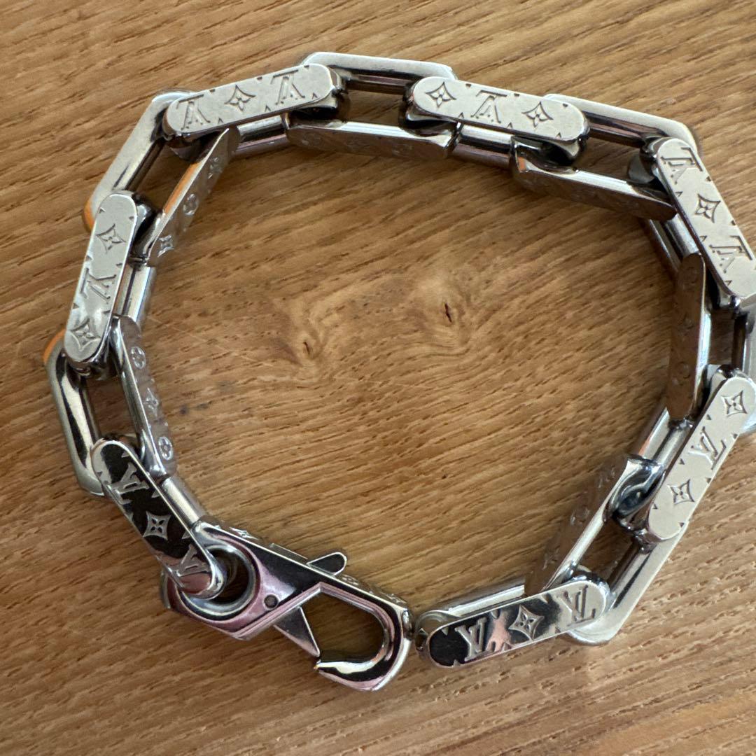 Louis Vuitton シルバー ブレスレット
