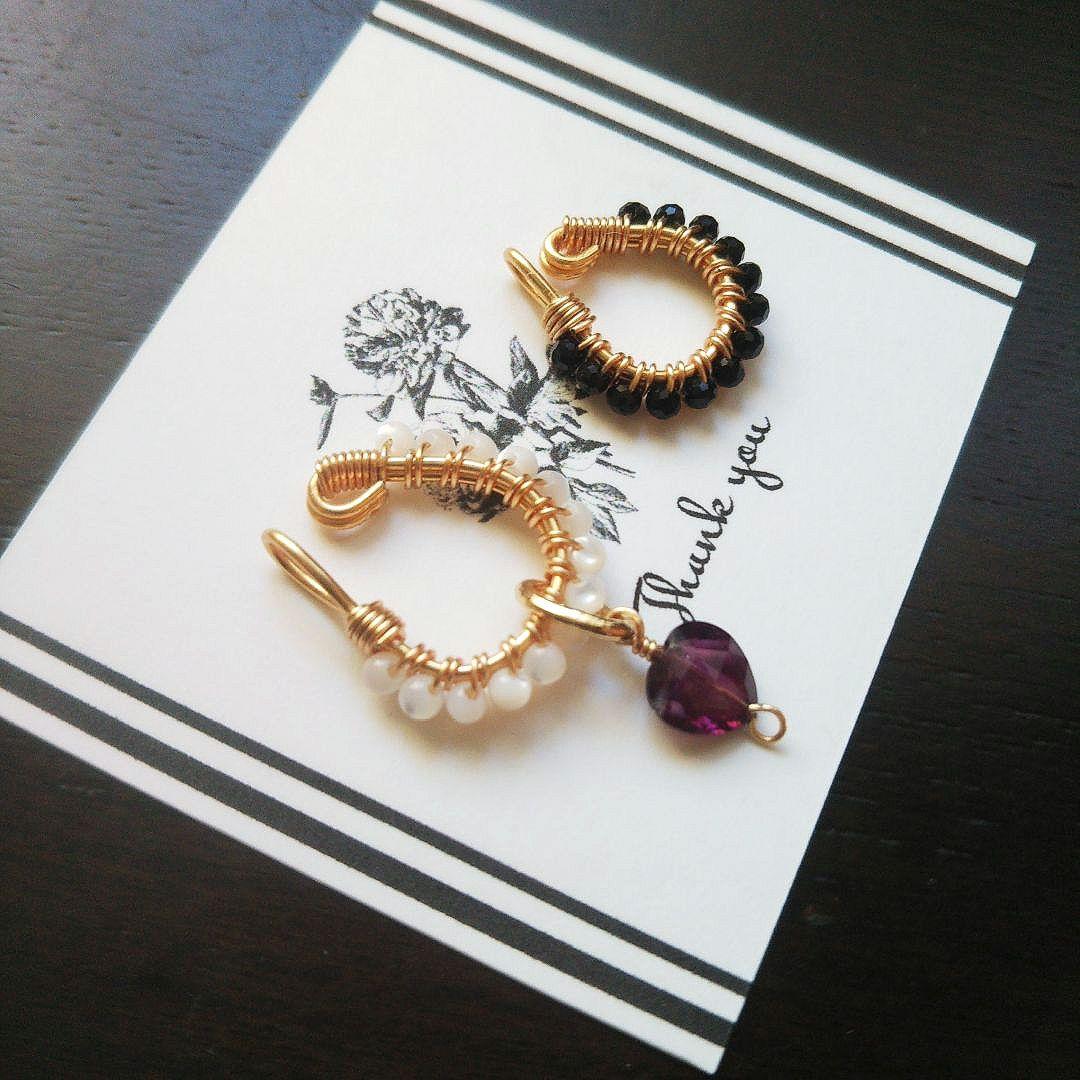 【サービス品】高品質 マザーオブパール ブラックスピネル ガーネット イヤーカフ