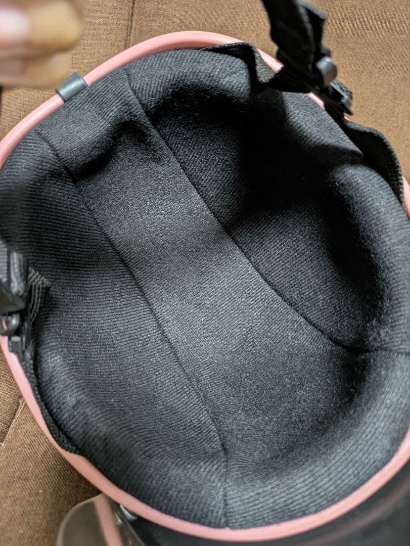 台湾　ハローキティ 半帽ヘルメット ピンク　激レア