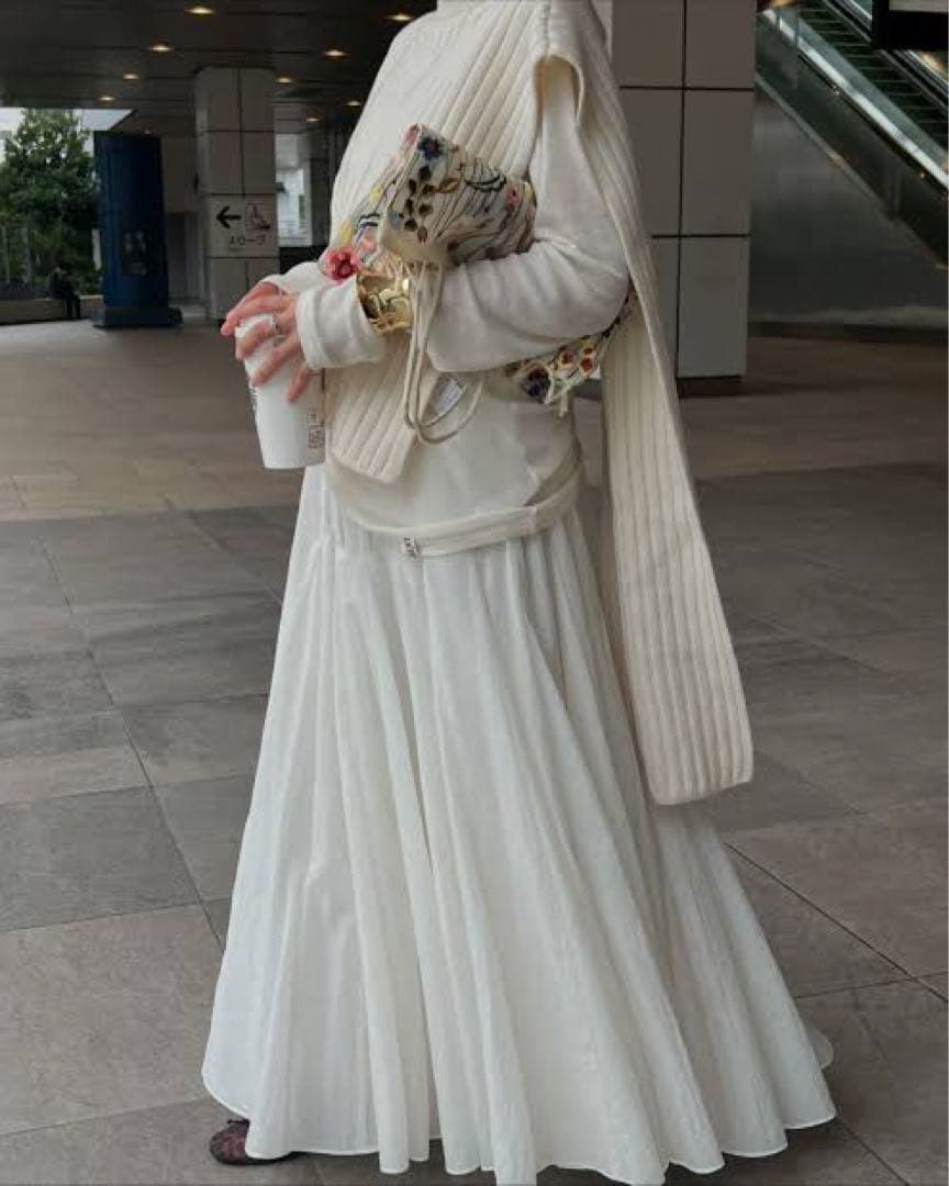 き*き様 TOMOCOUNABARA×ETRE TOKYOタックギャザーボリュー