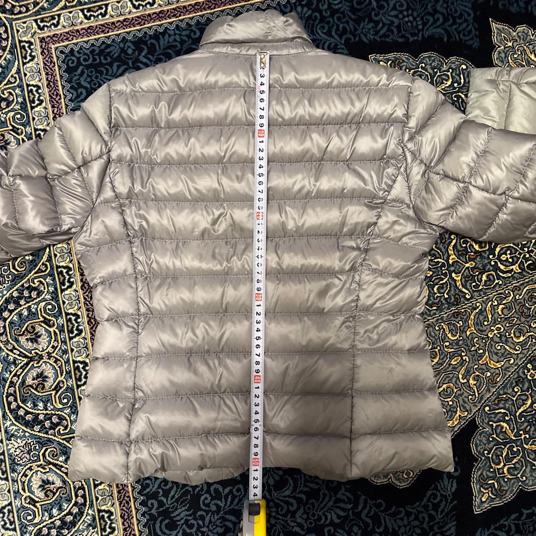 MONCLER グレー ライトダウンジャケット