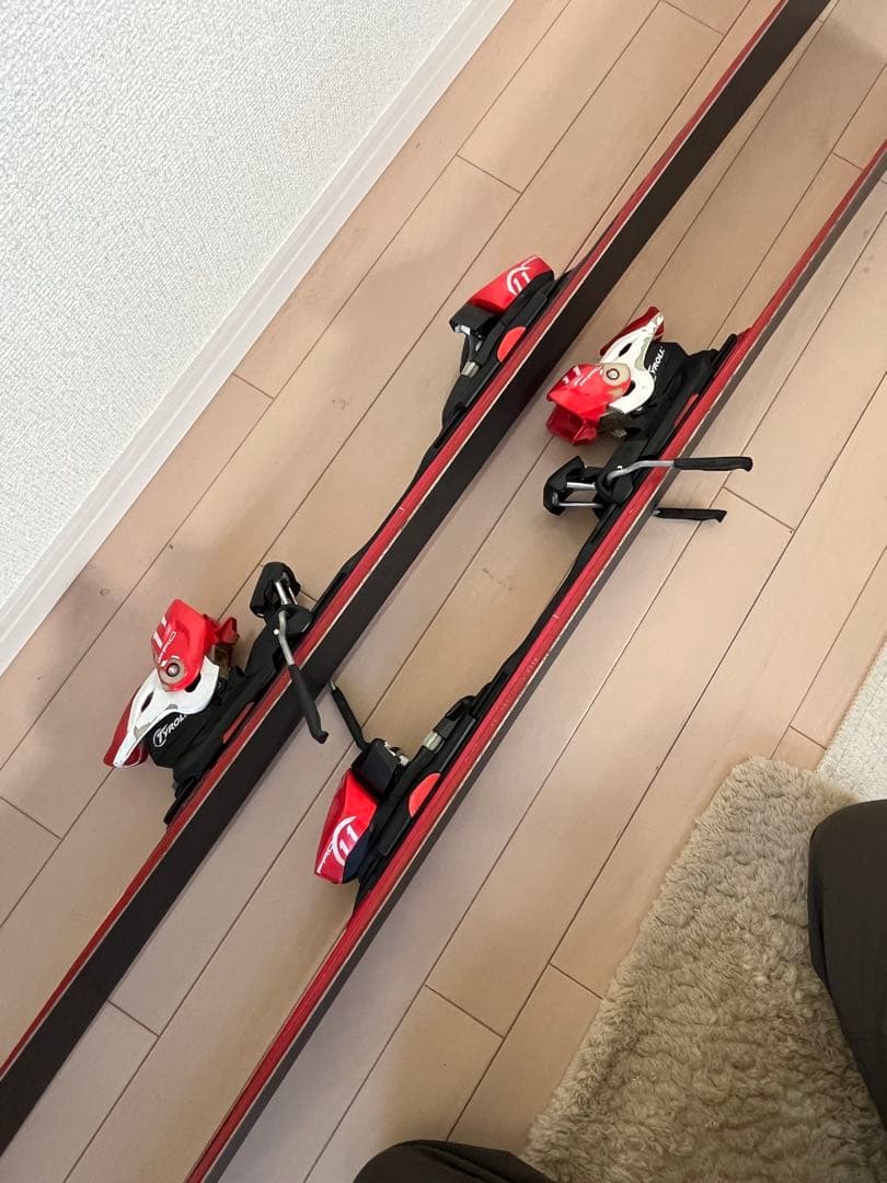 スキー板 OGASAKA KEO's レッド/ブラック