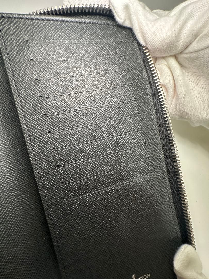 @shima様【ルイ・ヴィトン】タイガレザー ブラック長財布