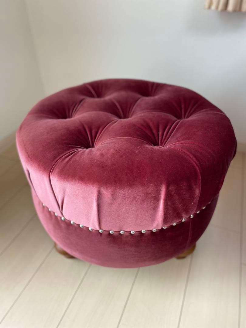ジェニファーテイラー　ベルベット オットマン　スツール