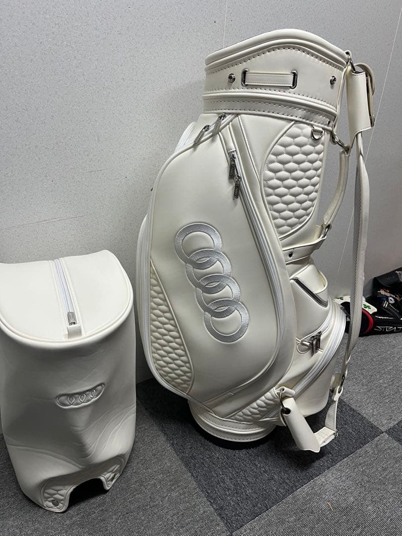 新品未使用 正規品 アウディ AUDI キャディバッグ