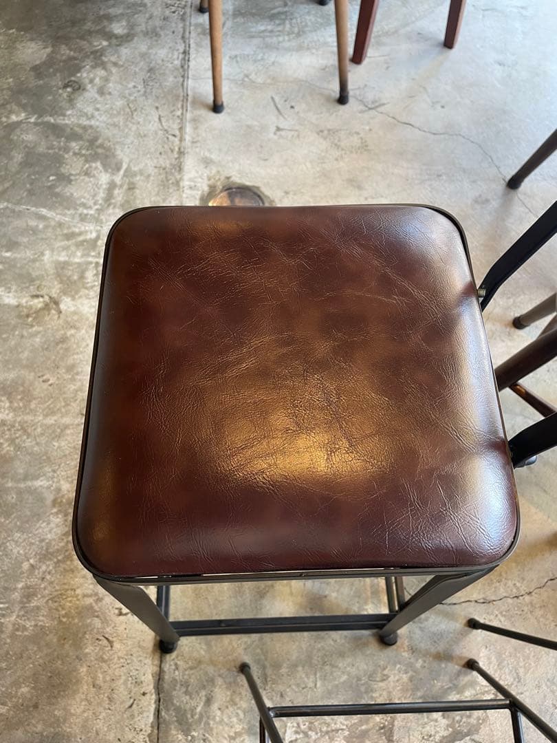 ダークブラウン アイアンバースツール アンティーク