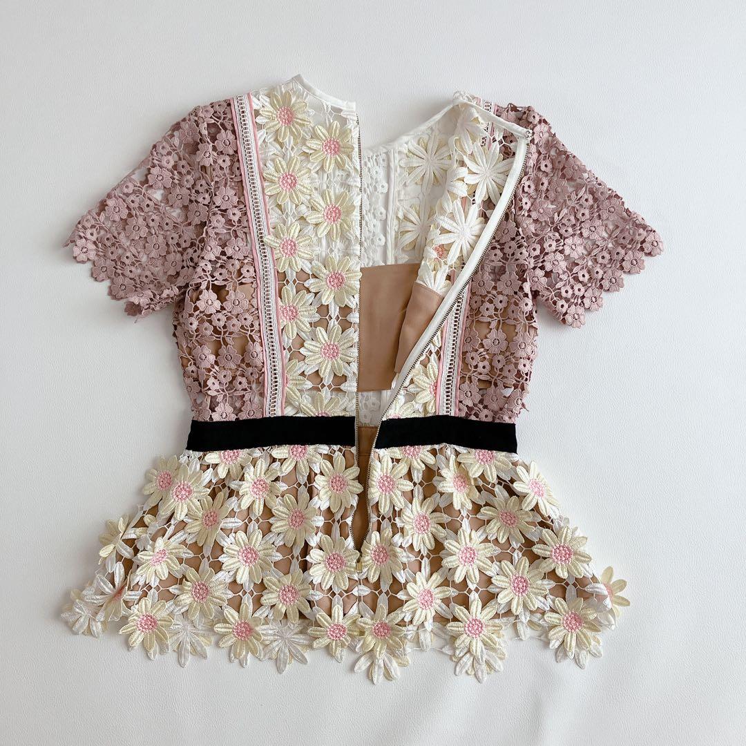 セルフポートレイト　3Dフラワー　ペプラムトップス　総レース　切替　花柄　フレア