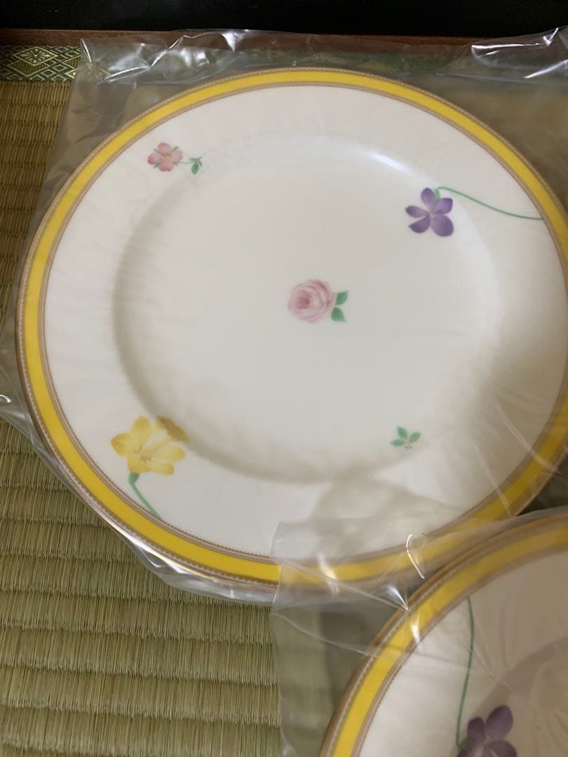 ノリタケ　ヴィヴィットソロボーン　２７㎝ プレート　６枚