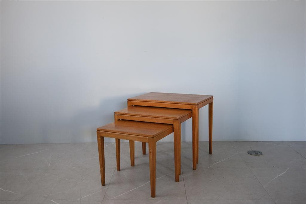 英国アンティーク木製ネストテーブル3台/収納式机/飾り棚/花台(91-143-1