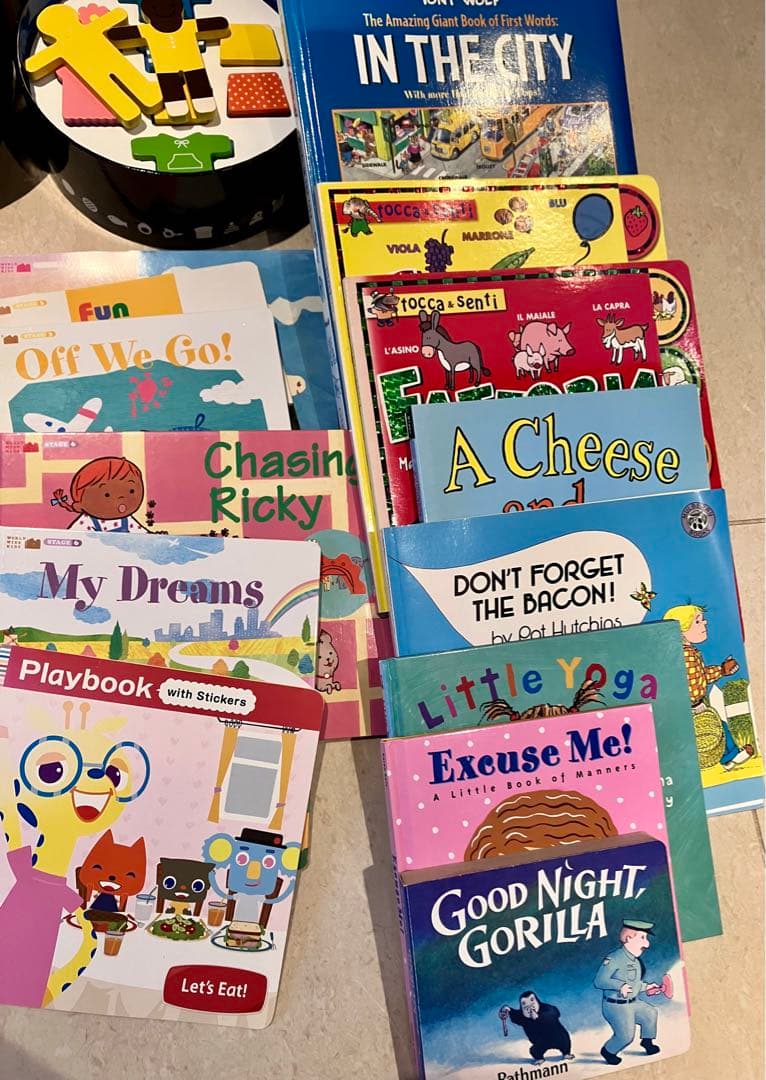 6割新品未開封ワールドワイドキッズDVD30点&CD24点&絵本26点