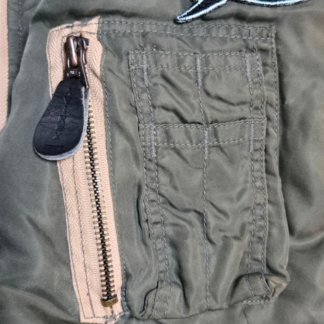 希少　アヴィレックス MA-1 M カーキ ディズニー ドナルド 6162043