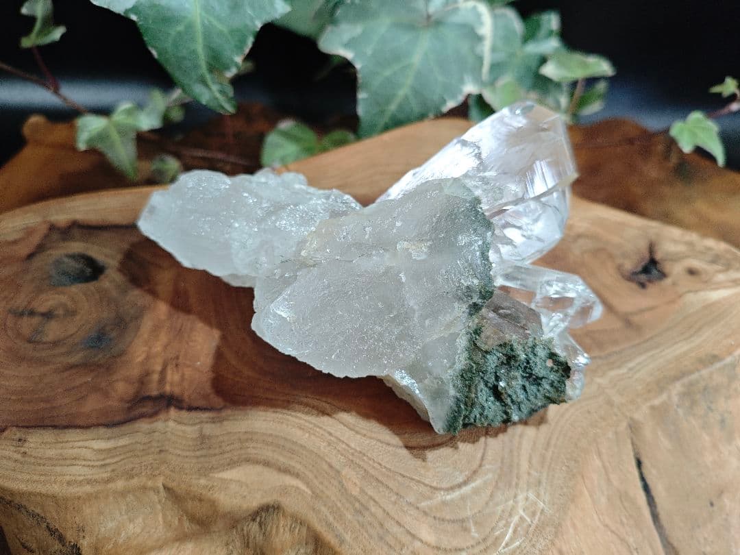 ヒマラヤ水晶 原石 クラスター 天然石A024