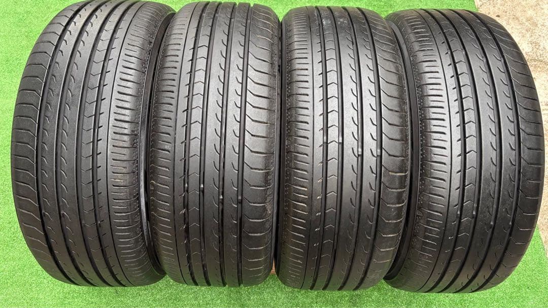 215/50R17、YOKOHAMA BluEarth-RV03、2023年