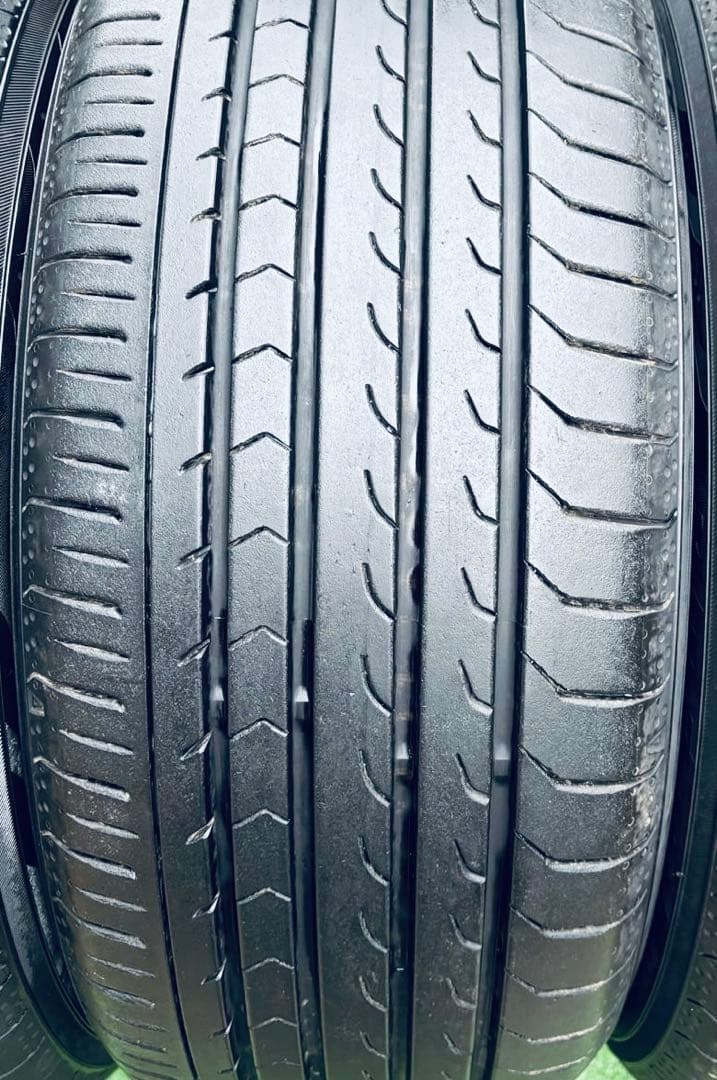 215/50R17、YOKOHAMA BluEarth-RV03、2023年