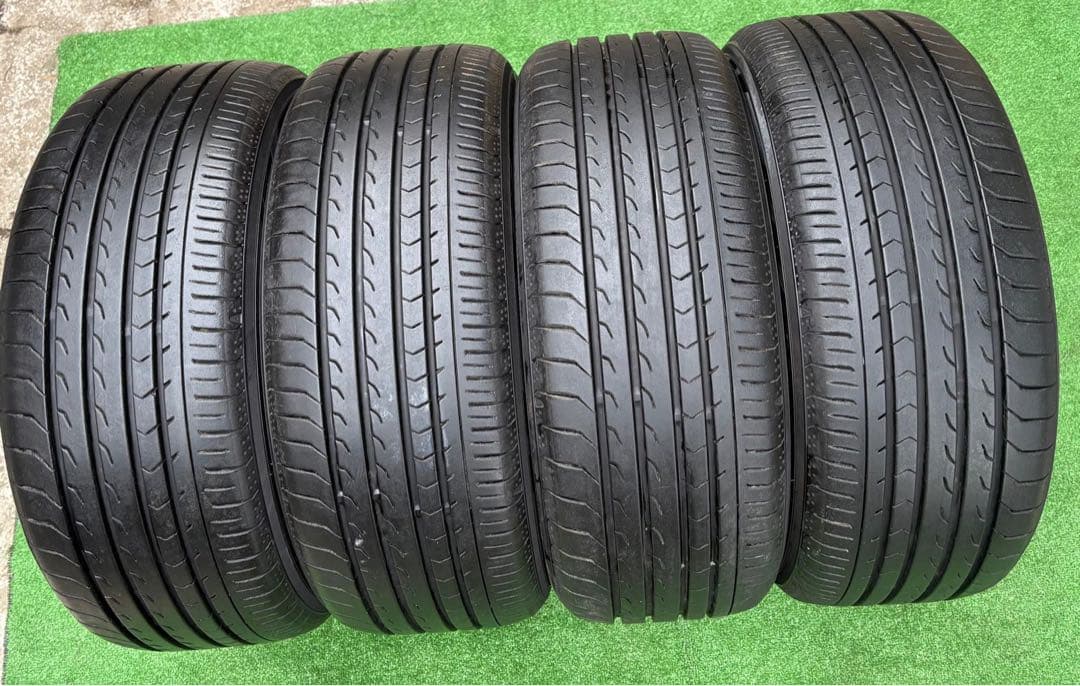 215/50R17、YOKOHAMA BluEarth-RV03、2023年