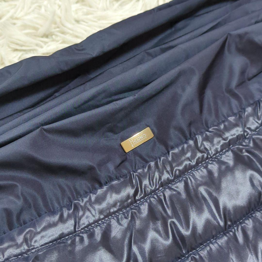 極美品 HERNO 46 大きいサイズ 半袖 ダウンベスト 異素材切替 紺