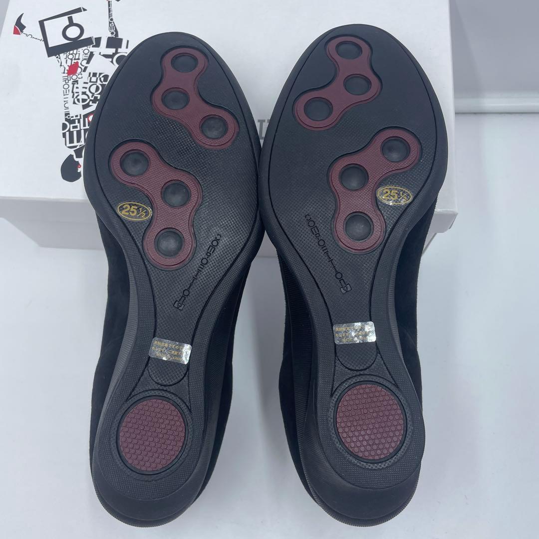 『未使用』コンポジション9 パンプス　ブラックスエード 四角バックル25.5cm