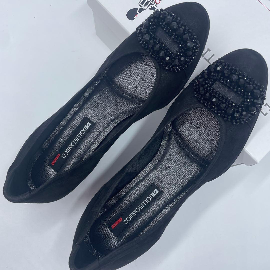 『未使用』コンポジション9 パンプス　ブラックスエード 四角バックル25.5cm