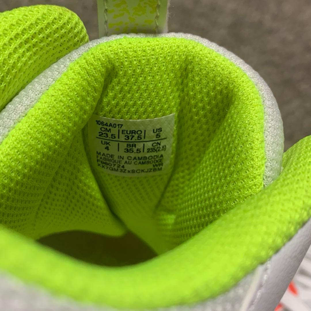 シューズ(女性用) asics NOVA SURGE 3 GS 23.5cm Sunrise Red