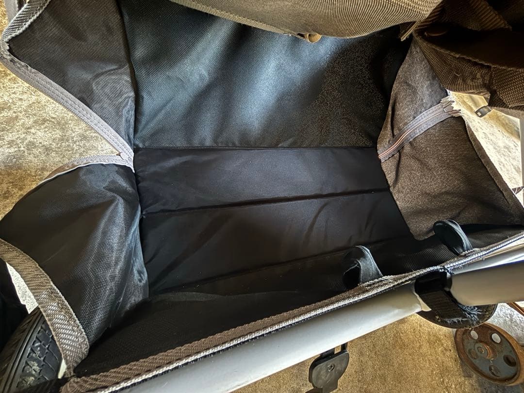 双子ベビーカー　エアバギーココダブル