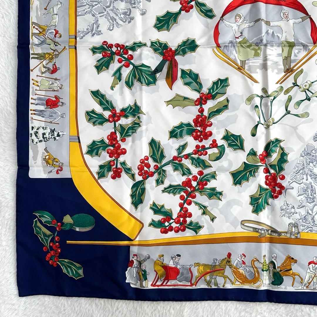 HERMES エルメス スカーフ カレ90 去年の雪 Neige d’Antan
