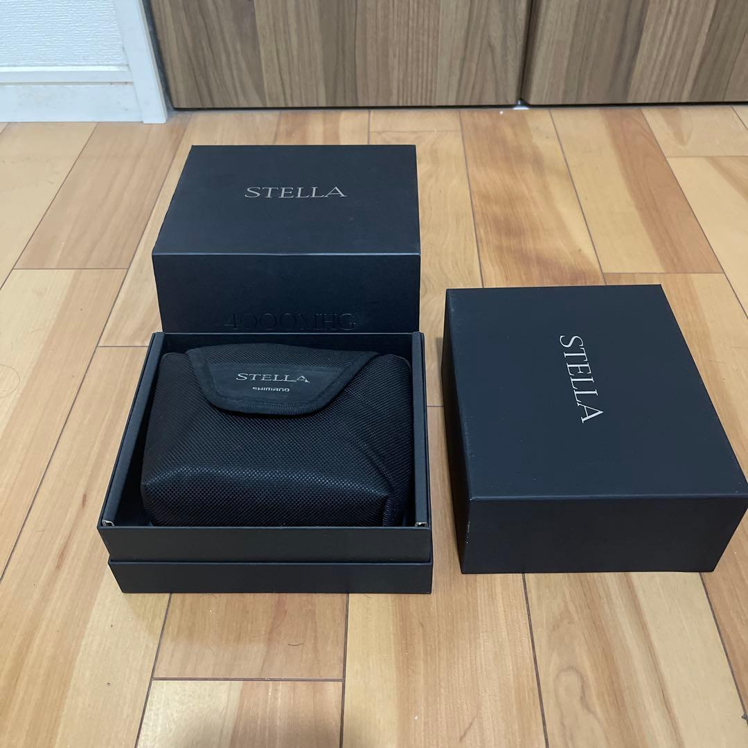 18 STELLA 4000MHG スピニングリール　新品未使用品