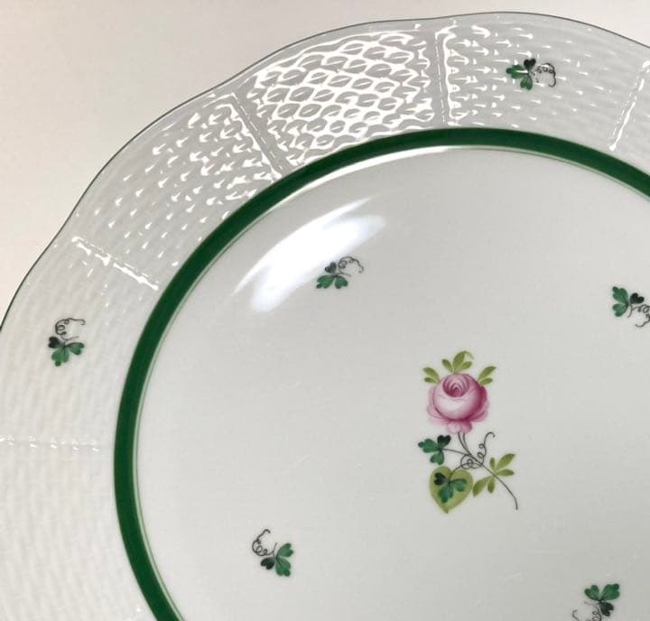 【美品】ヘレンド　ウィーンの薔薇 ティーカップなど3点セット