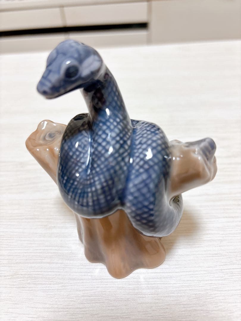 ロイヤルコペンハーゲン　干支フィギュリン2025 “スネーク” 置物