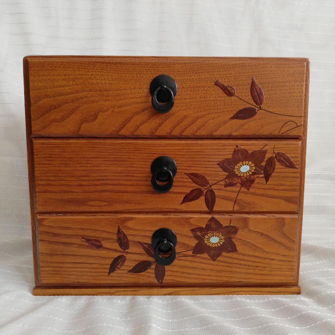 花柄3段のタンス　小物入れ
