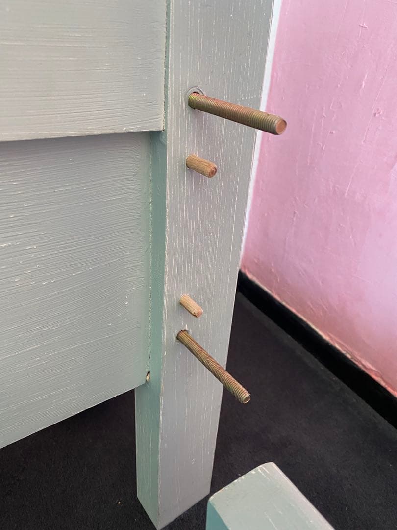 【引き取り限定】クイーンサイズベッドフレームのみ　シャビーシック