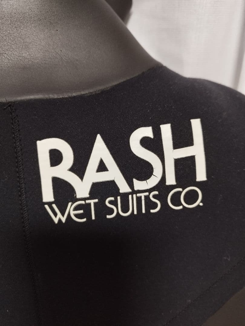 RASH セミドライスーツ DRAGON C BEAST3.5ミリ