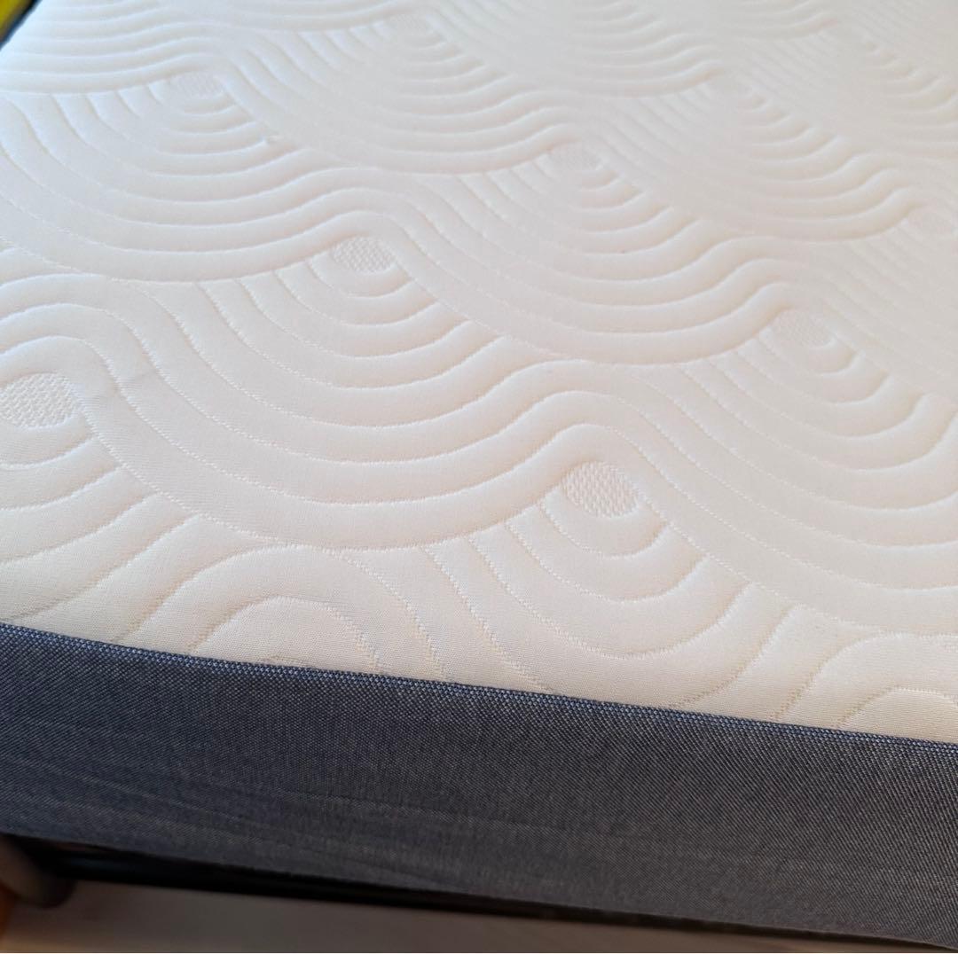 テンピュール　EASEシングル　マット　かため　厚み１８センチ