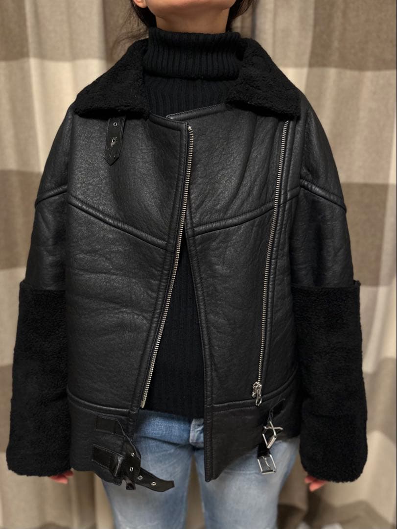 MM6 Maison Martin Margielaフェイクムートン、ライダース