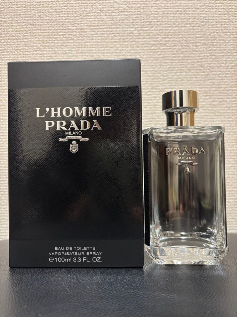 プラダ オム オードトワレ 100ミリ