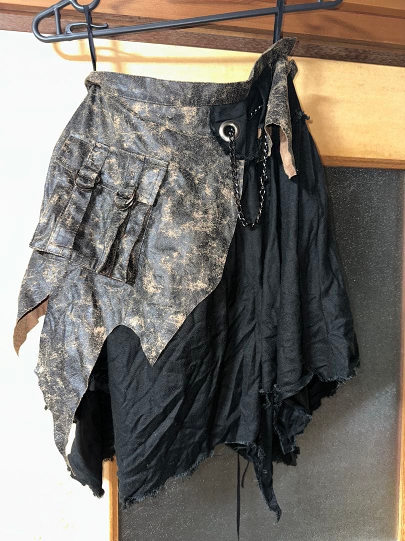 アシンメトリースカート 黒/グレー