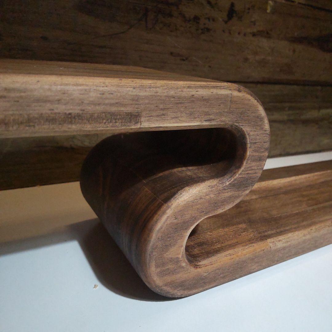 曲線デザイン　ウォールシェルフ　飾り棚　　エボニーブラック　懐深め２型