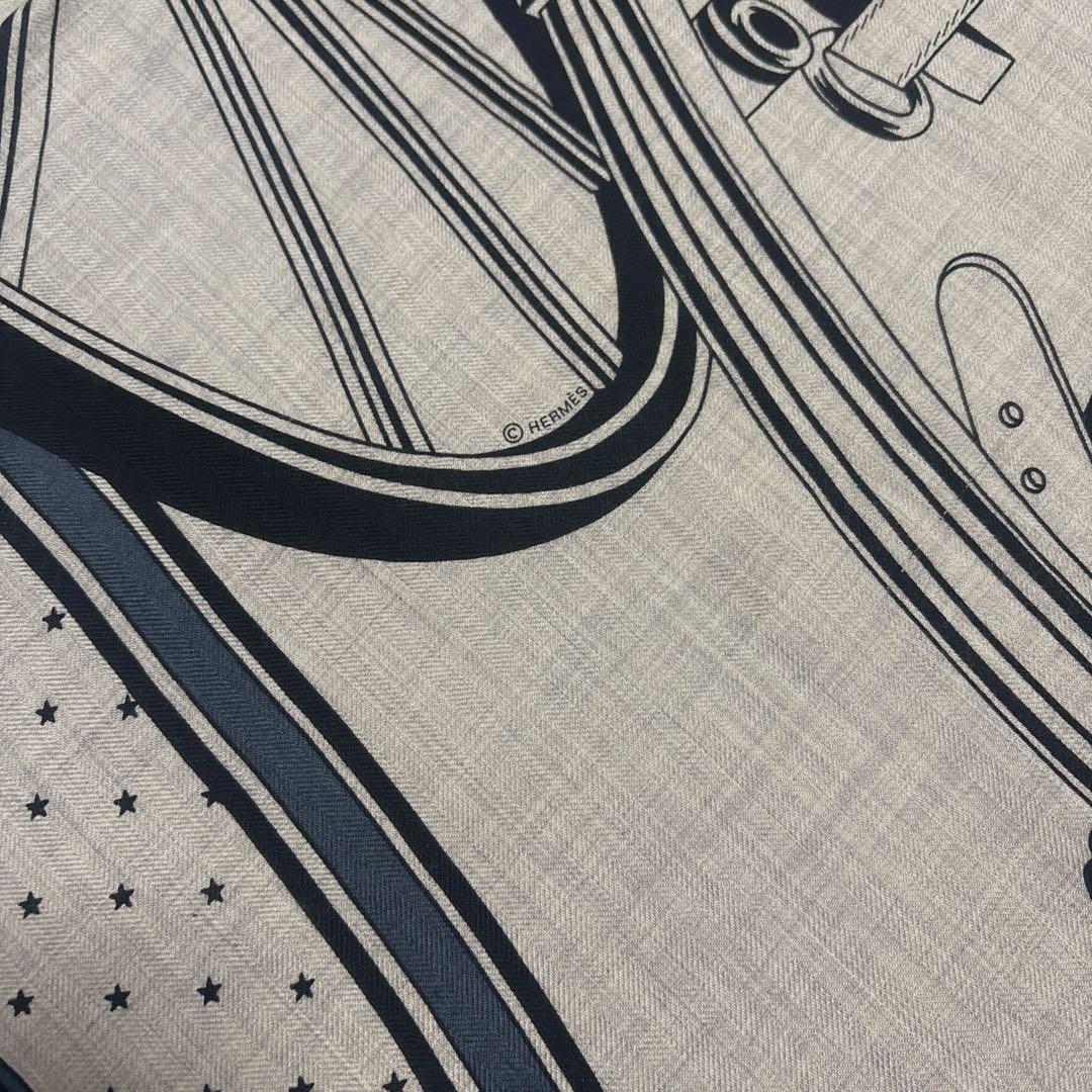 エルメス　カレジェアン　四輪馬車の車輪バンダナ　カシシル　カシミアシルク　140