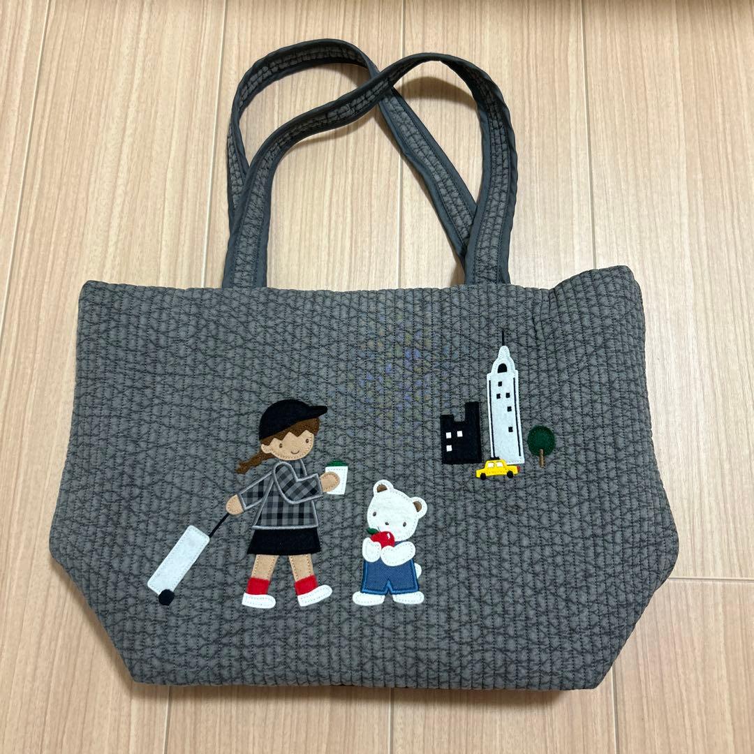 【新品】ピオヌンナル　familiar ボヤージュ　バッグ　グレー