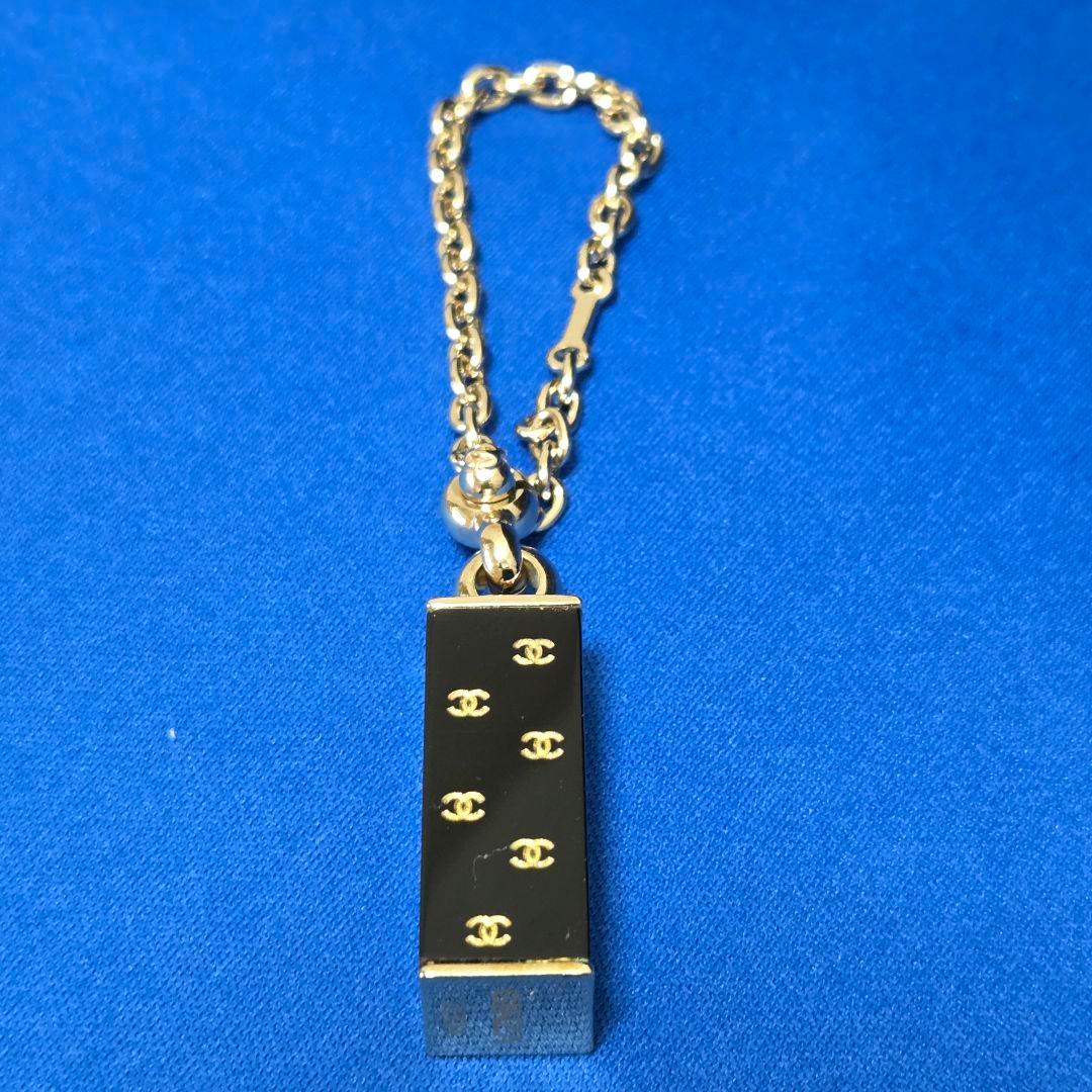 [半額]CHANEL エッフェル塔 キーホルダー