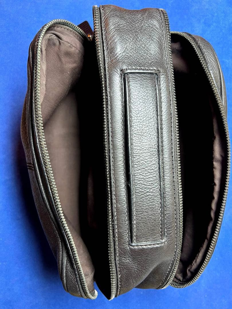 トッズ　TOD’S セカンドバッグ　Wジップ クラッチバック ダークブラウン